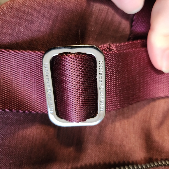 Lululemon All Day Crossbody attachment - Picture 5 of 5